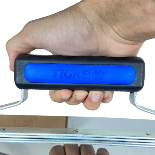 Desempenadeira De Aço Inox Para Massa Corrida 45x12cm Tigre Canto Arredondado e Canto Reto - Imagem 3